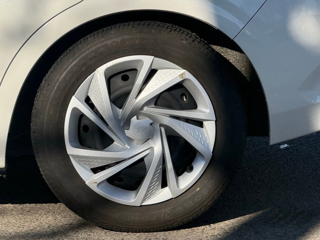 Used 2024 Subaru Impreza 2.0i image 11