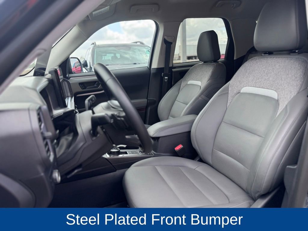 Used 2025 Ford Bronco Sport Badlands image 12