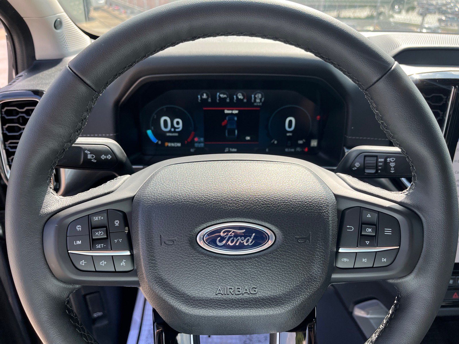 New 2026 Ford Ranger Lariat w/ FX4 Off-Road Package AWD/4WD image 16