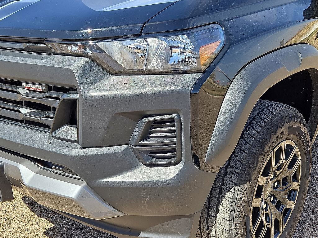 Used 2024 Chevrolet Colorado Trail Boss w/ Advanced Trailering Package image 9