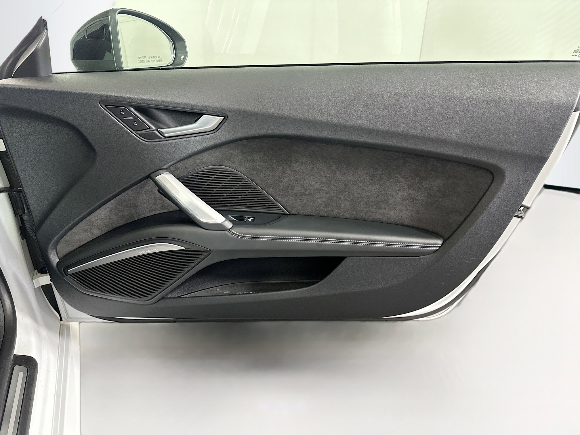 Used 2018 Audi TT 2.0T w/ Technology Package image 29