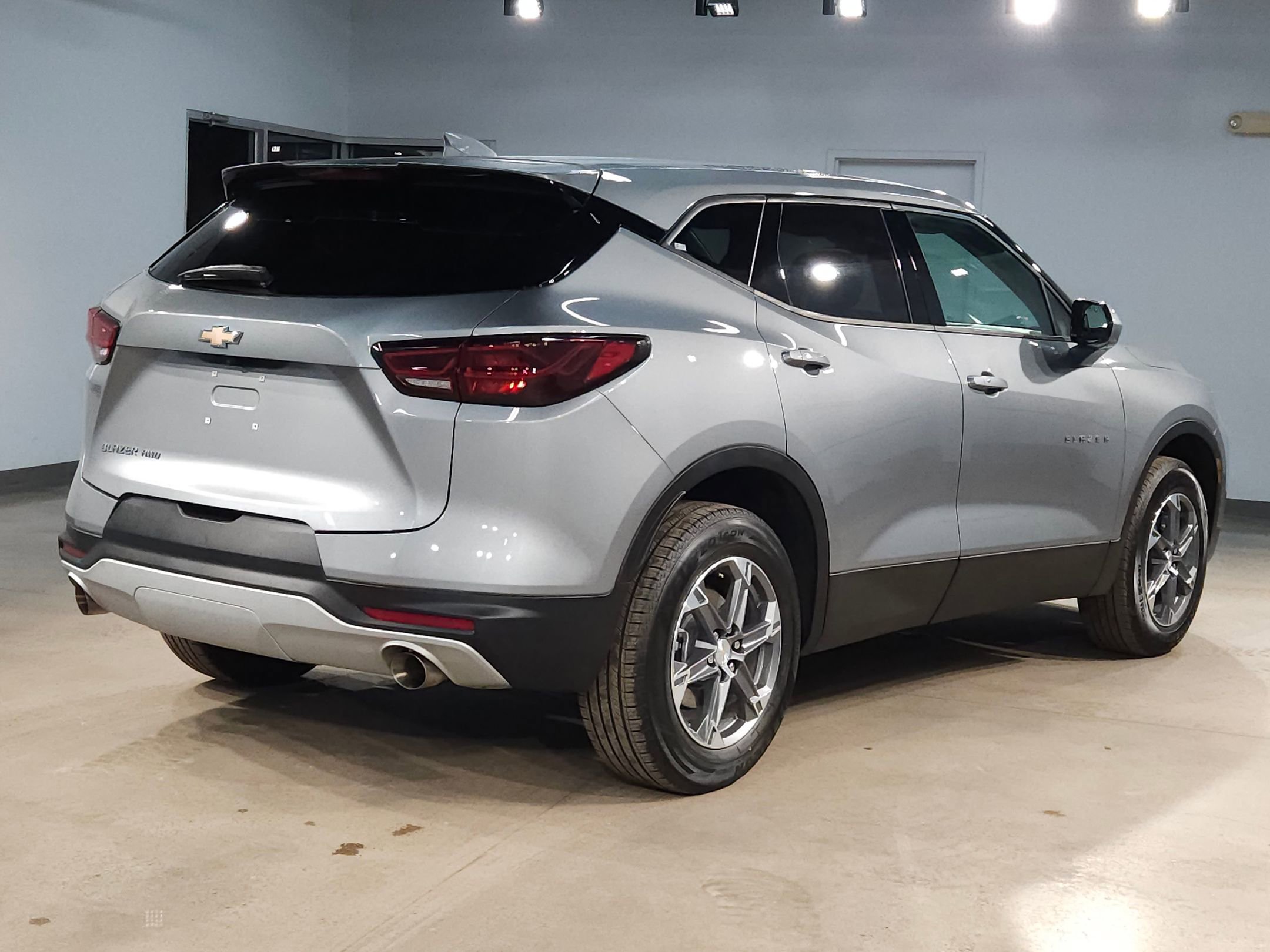 Used 2025 Chevrolet Blazer LT image 7