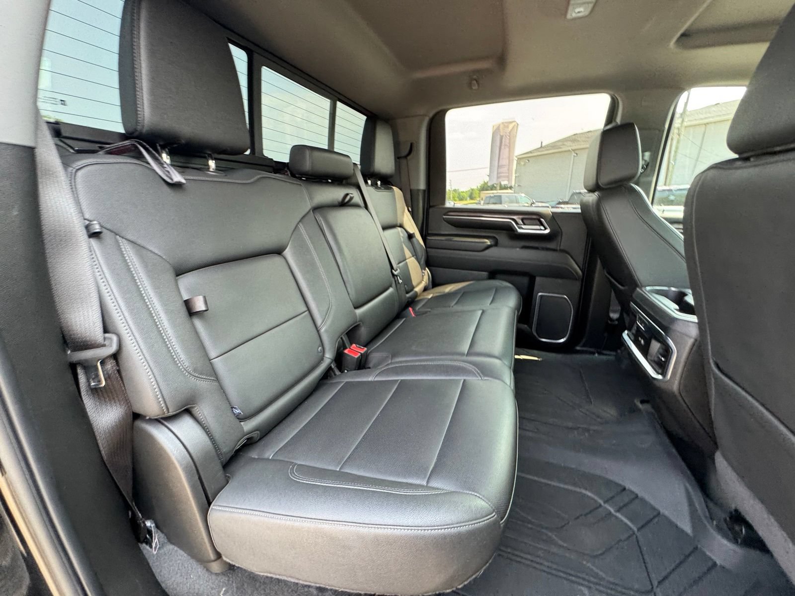 Used 2024 Chevrolet Silverado 2500 LTZ w/ LTZ Plus Package AWD/4WD image 41