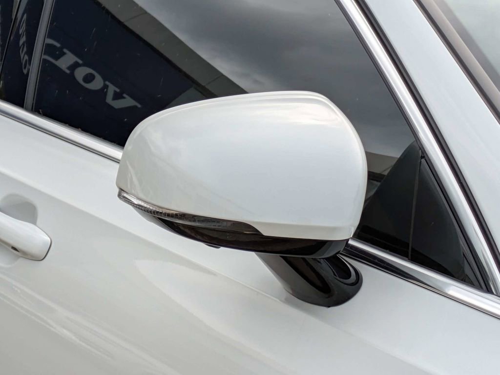 Certified 2024 Volvo S90 T8 Ultimate image 12