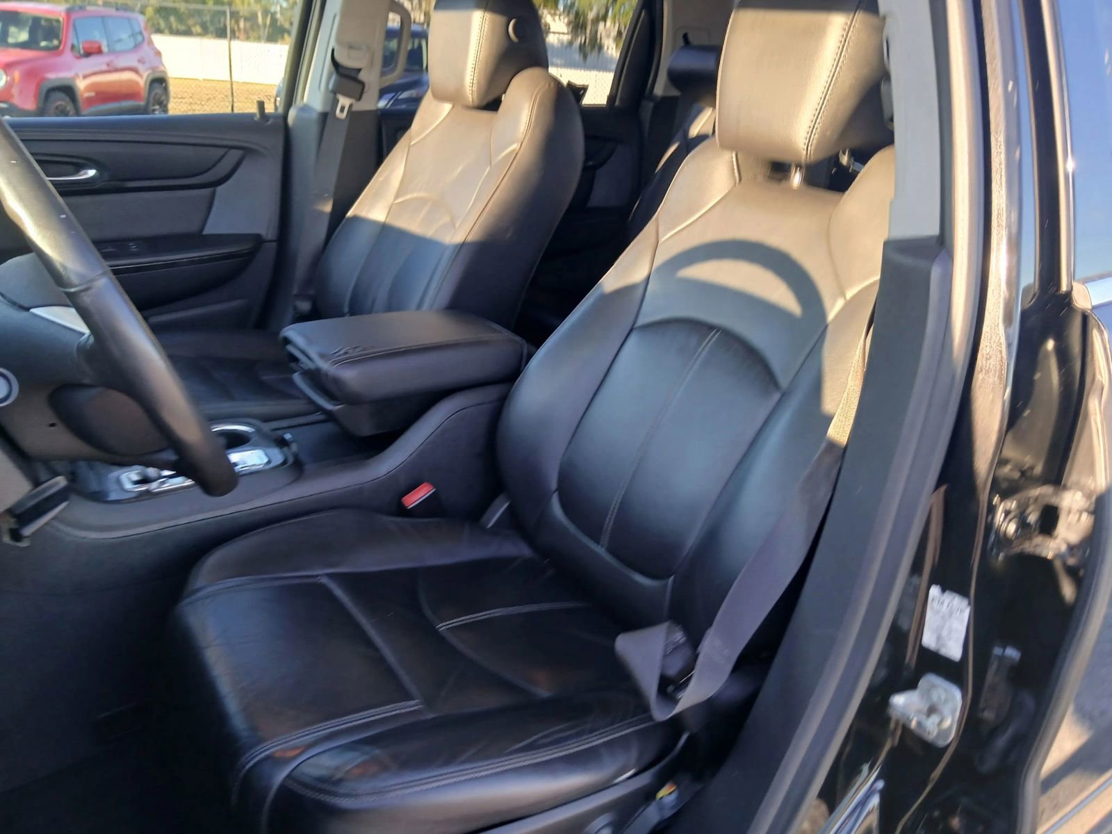 Used 2016 GMC Acadia SLT image 31