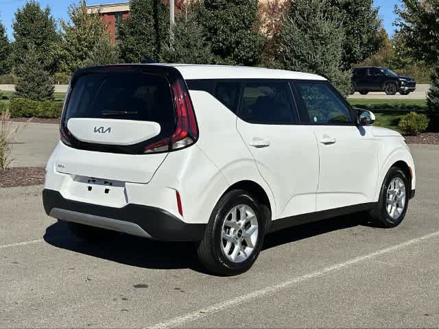 Used 2025 Kia Soul LX w/ LX Technology Package FWD image 22