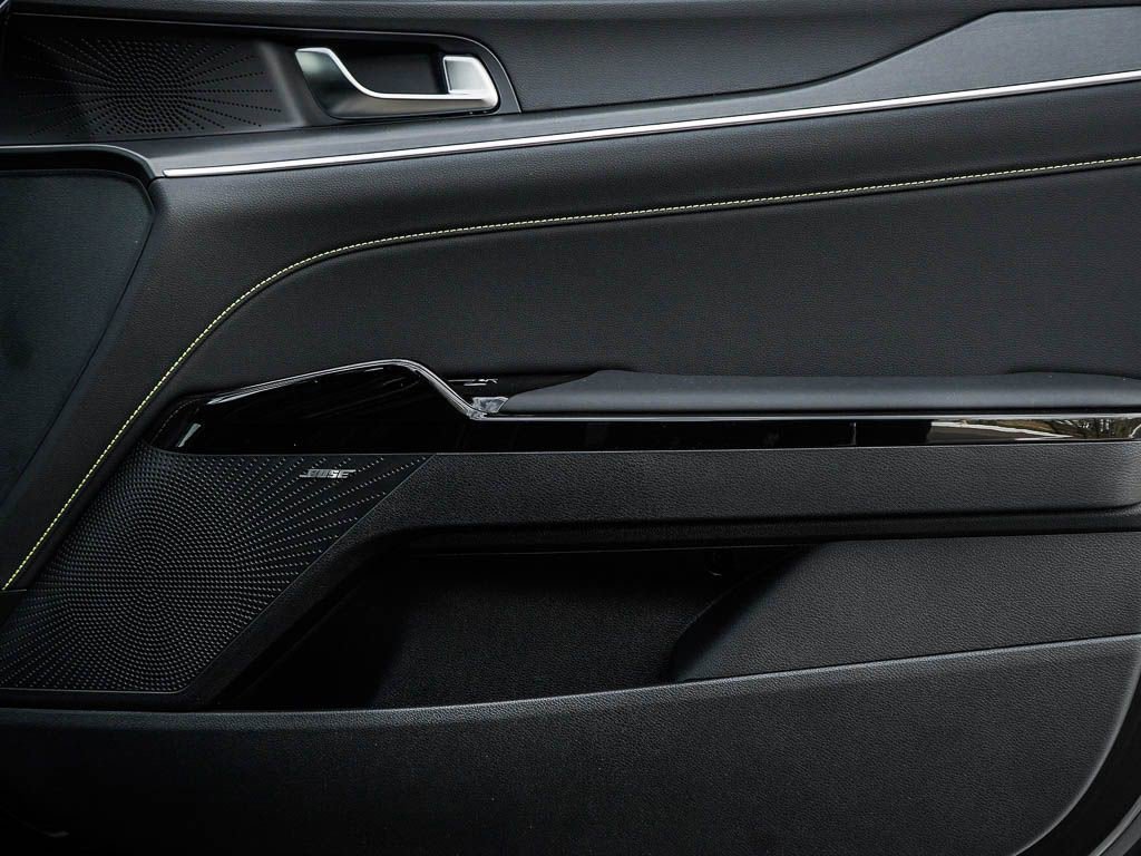 New 2026 Kia K5 GT FWD image 8