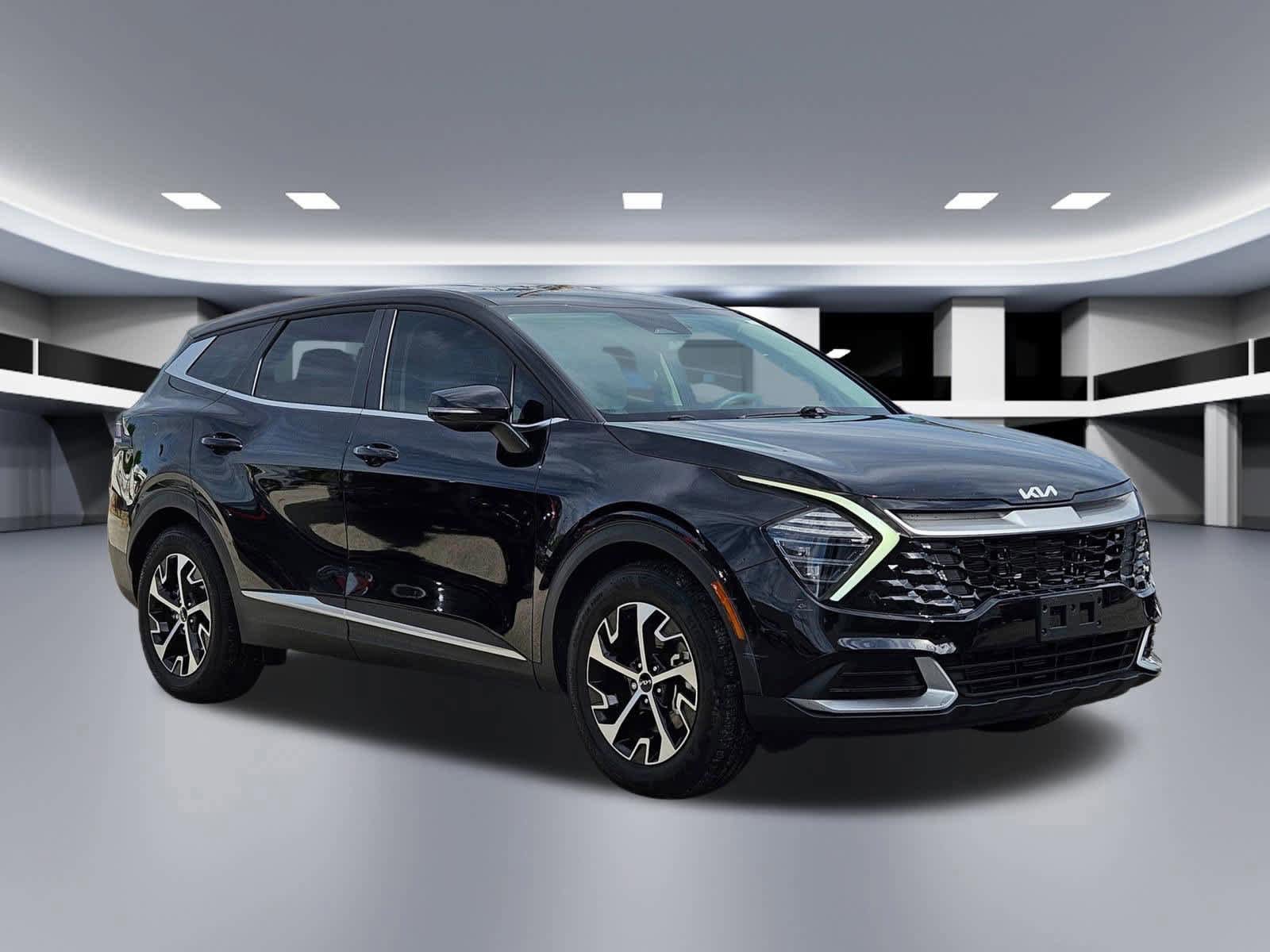 Certified 2024 Kia Sportage EX FWD image 6