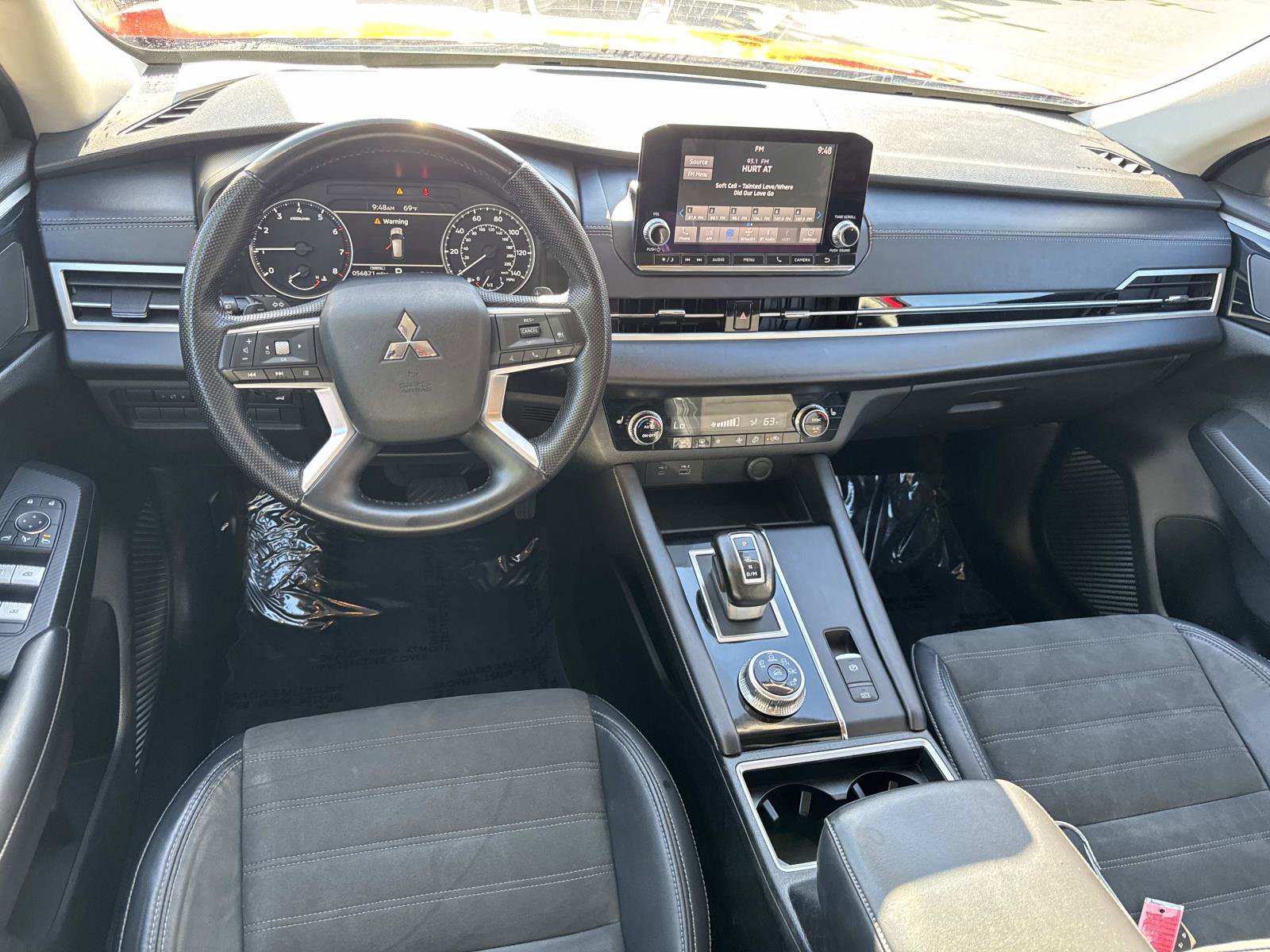 Used 2023 Mitsubishi Outlander SE image 7