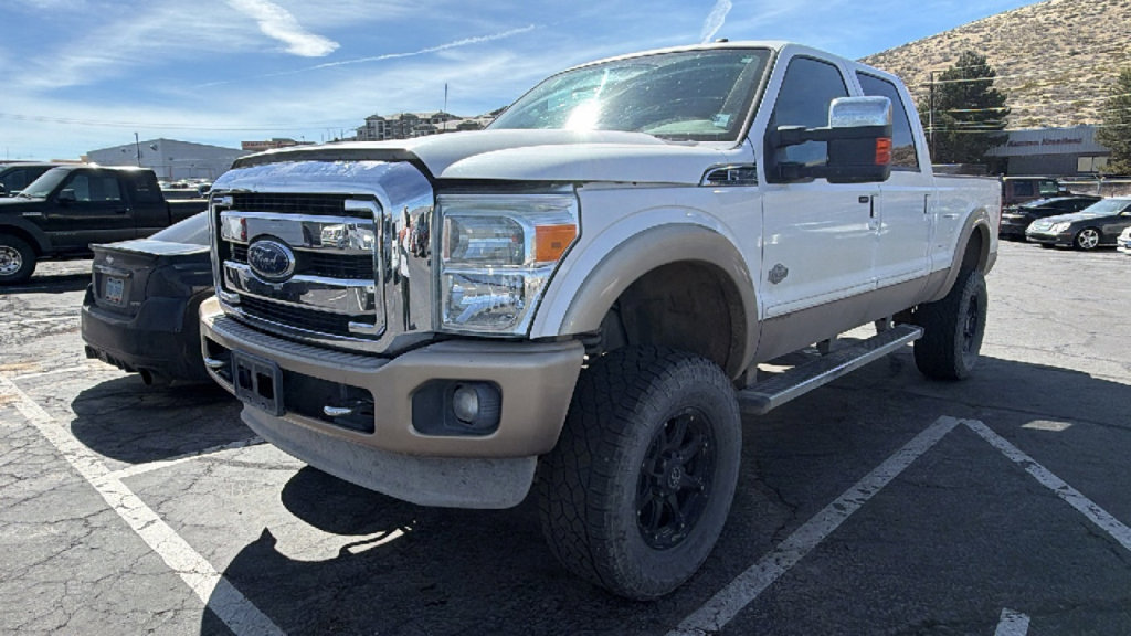 Used 2012 Ford F250 King Ranch w/ King Ranch w/Chrome Pkg image 3
