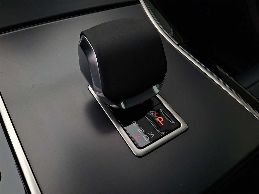 Used 2024 Land Rover Range Rover Velar Dynamic SE image 20