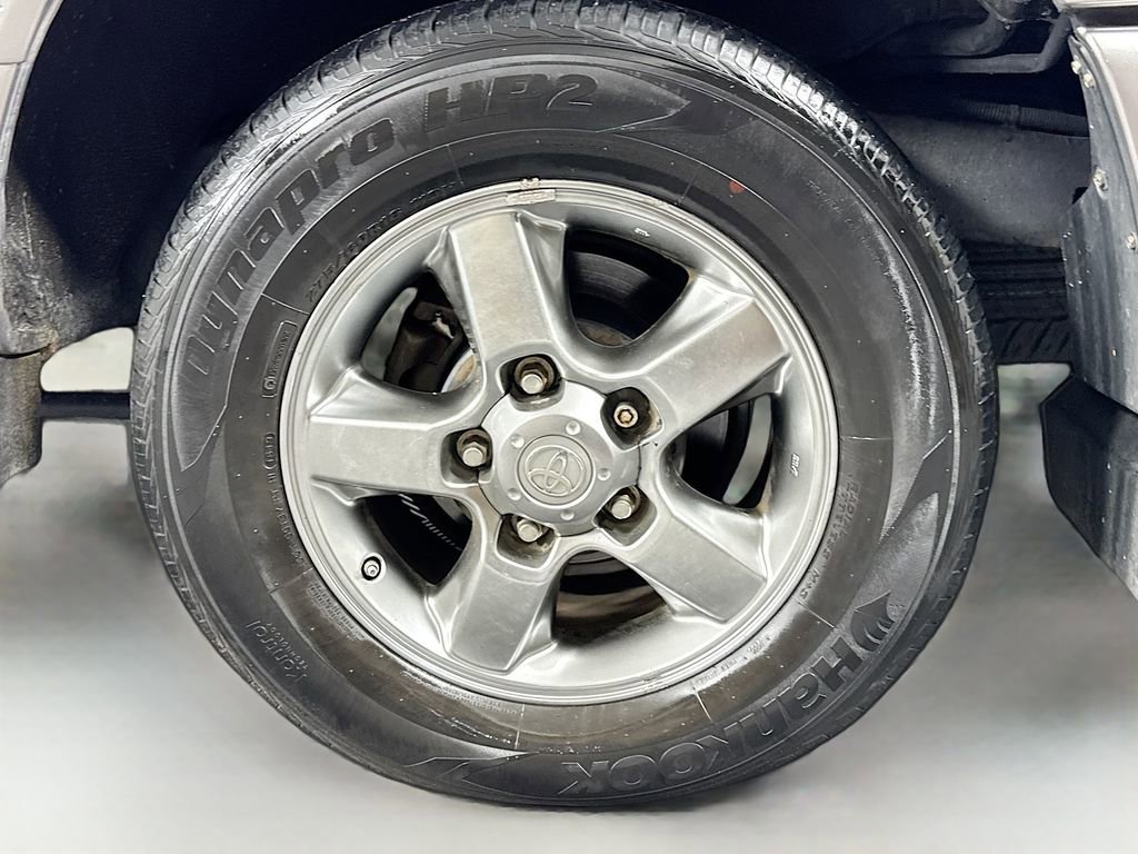 Used 2007 Toyota Land Cruiser AWD/4WD image 34