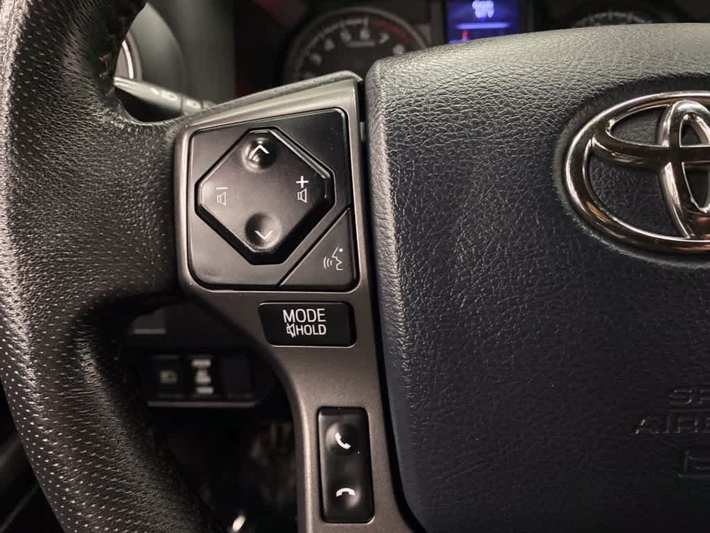 Used 2020 Toyota Tacoma TRD Off-Road AWD/4WD image 20