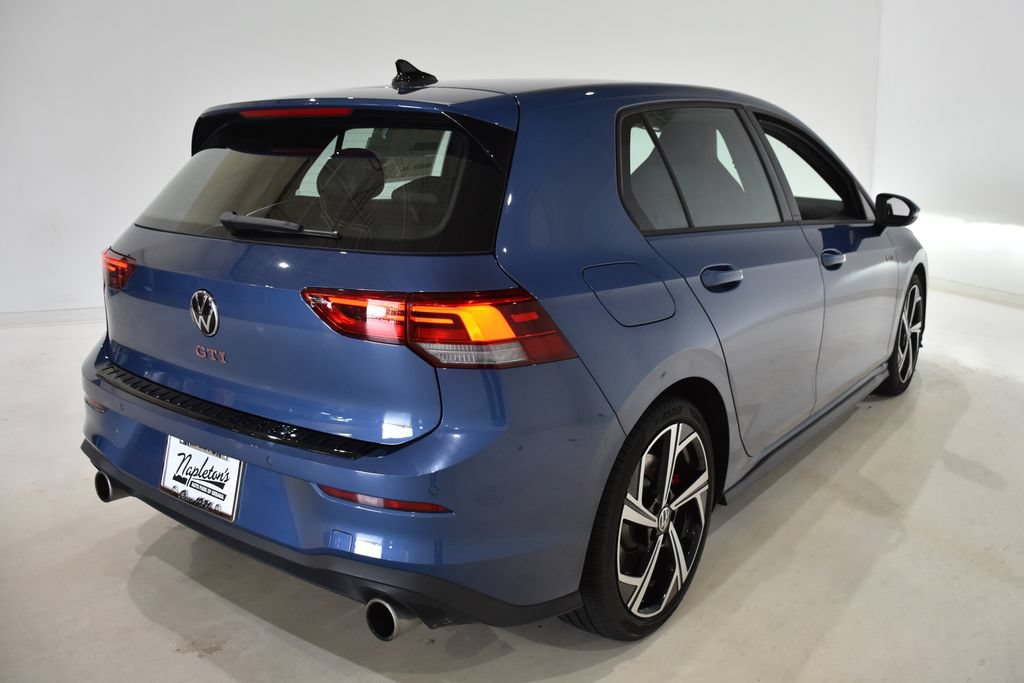 Certified 2025 Volkswagen GTI SE FWD image 5