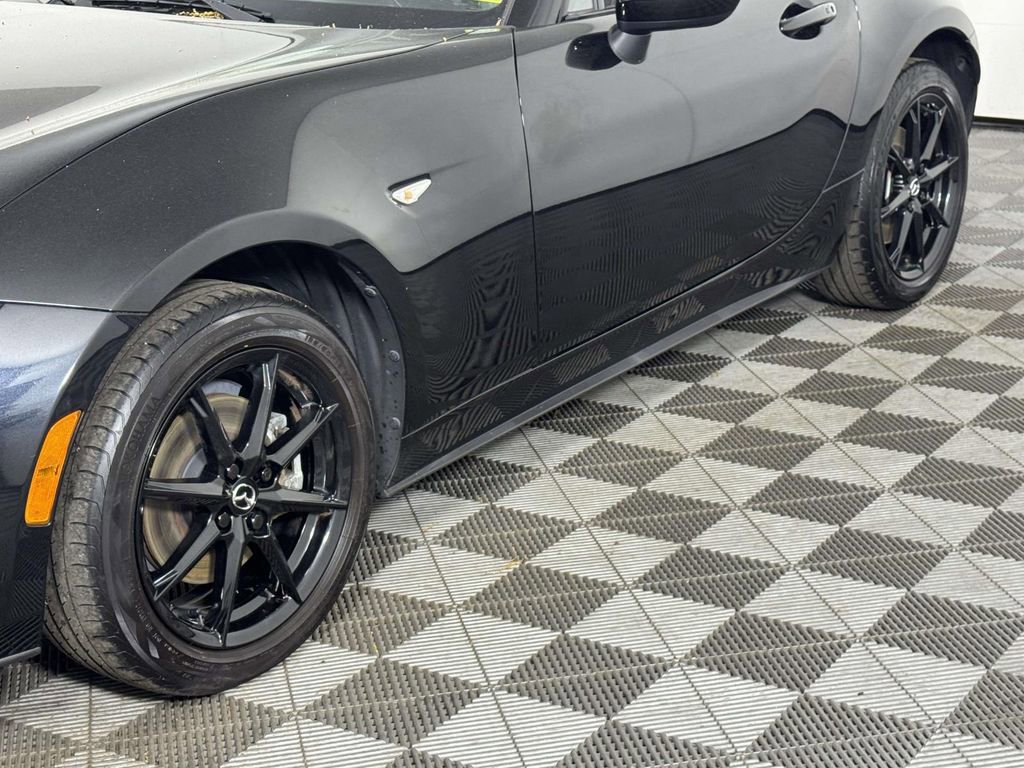 Used 2024 MAZDA MX-5 Miata Sport RWD image 13