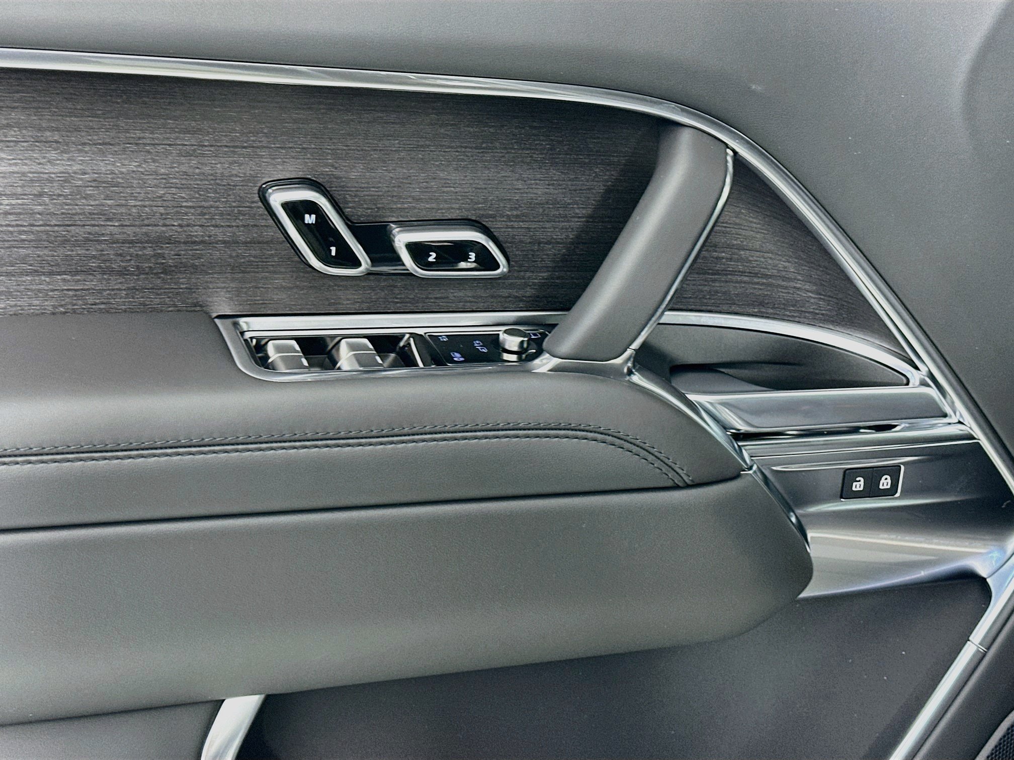 New 2027 Land Rover Range Rover SE AWD/4WD image 15