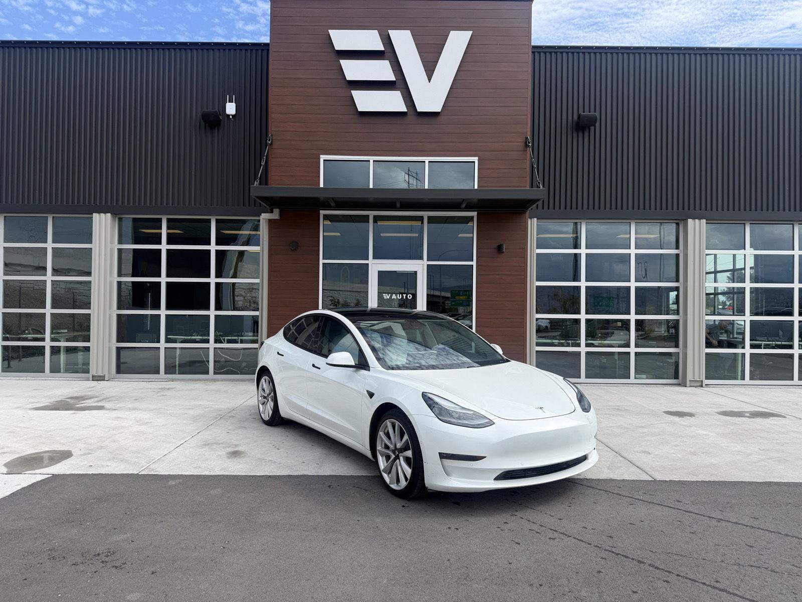 Used 2021 Tesla Model 3 Long Range AWD/4WD image 1