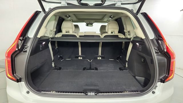 New 2026 Volvo XC90 T8 Ultra w/ Protection Package AWD/4WD image 47