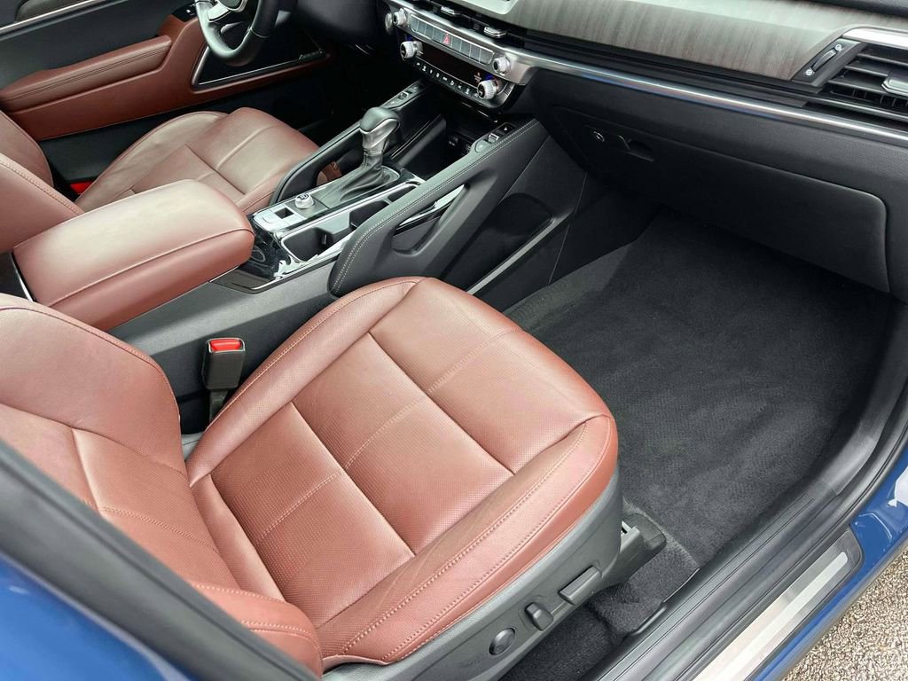 Used 2024 Kia Telluride SX image 12