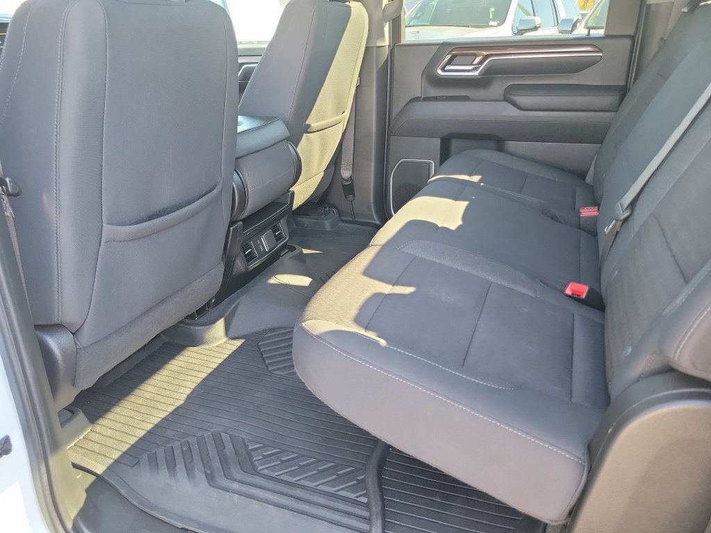 Used 2024 Chevrolet Silverado 2500 LT AWD/4WD image 17