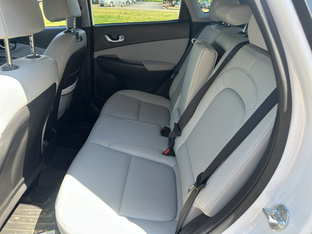 Used 2023 Hyundai Kona Limited AWD/4WD image 15