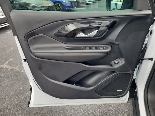 Used 2022 GMC Terrain AT4 w/ Infotainment Package II AWD/4WD image 17