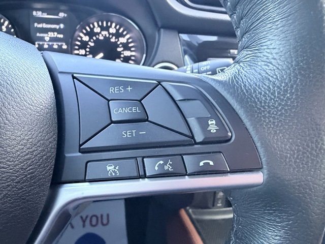 Used 2017 Nissan Rogue SL w/ SL Premium Package image 11