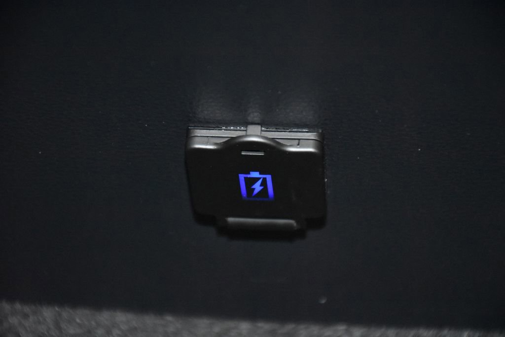 Used 2022 Toyota Corolla SE image 25