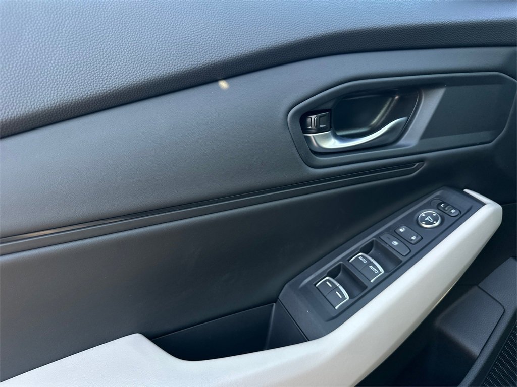 New 2025 Honda Accord SE image 33