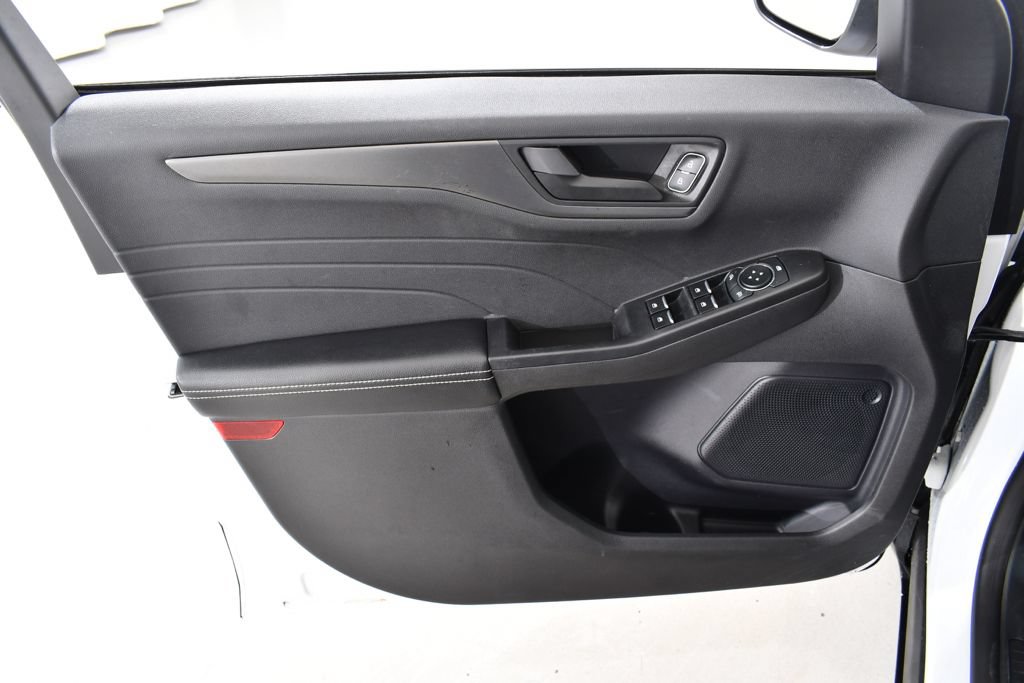 Used 2024 Ford Escape Active w/ Tech Pack #1 AWD/4WD image 25