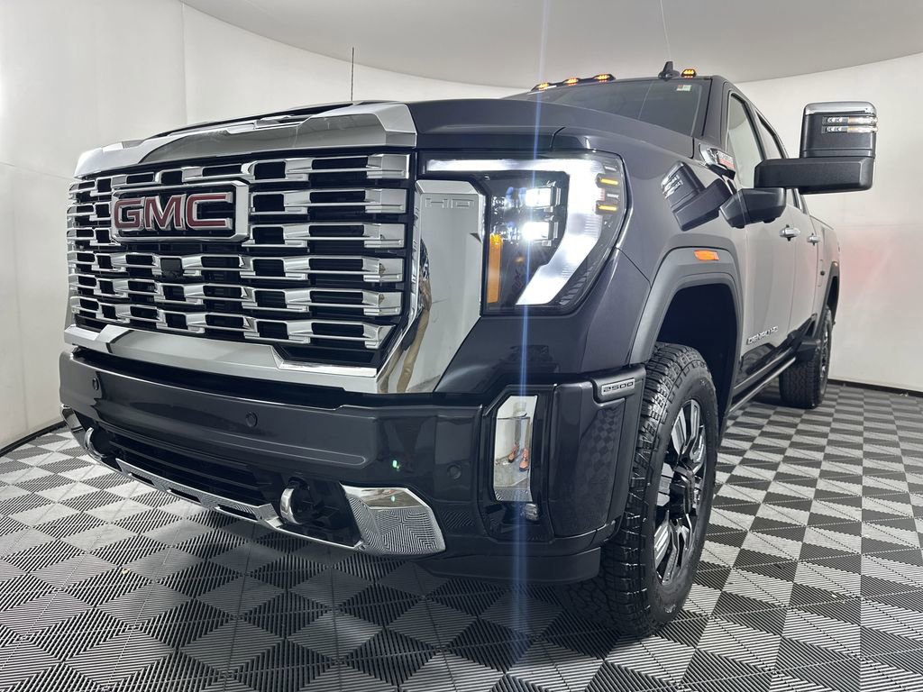 New 2025 GMC Sierra 2500 Denali w/ Denali Reserve Package video 3