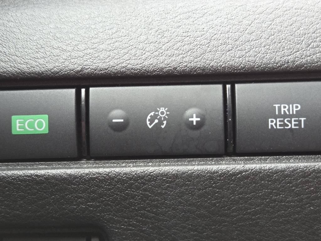 Used 2023 Nissan Sentra SV FWD image 10