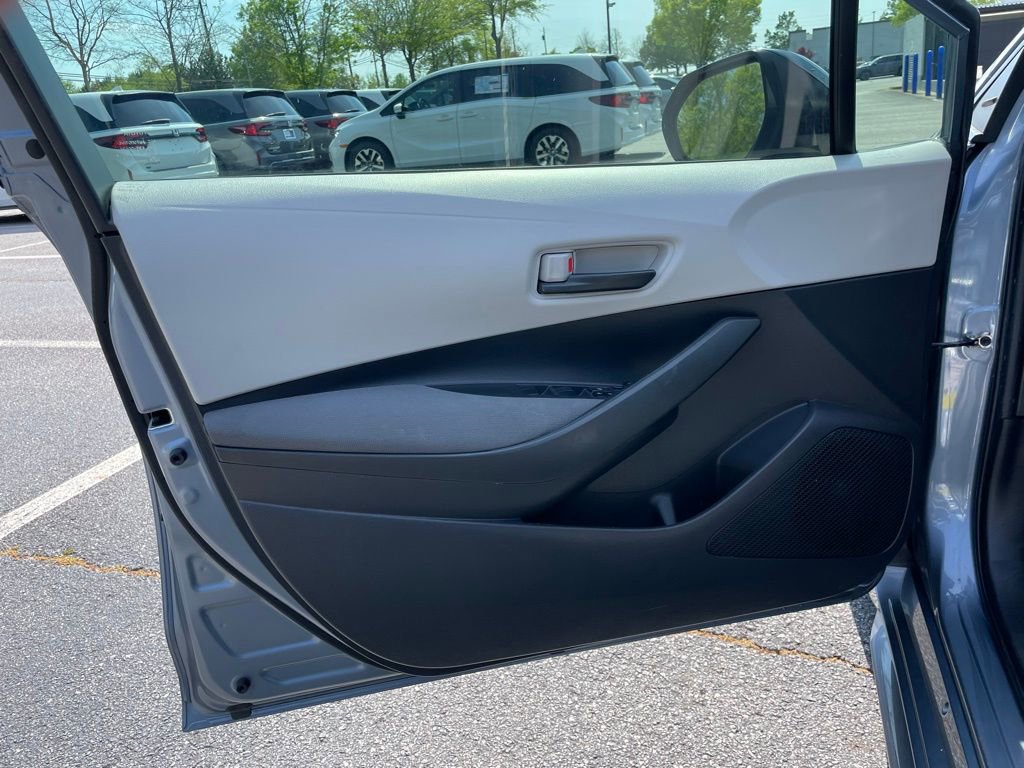 Used 2022 Toyota Corolla L FWD image 21