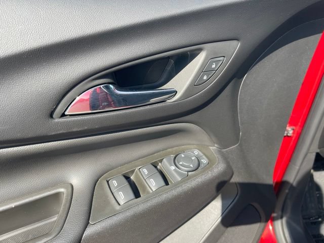 Used 2023 Chevrolet Equinox LT FWD image 16