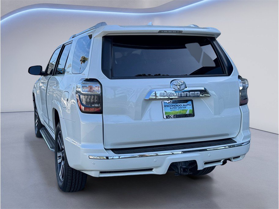 Used 2016 Toyota 4Runner Limited AWD/4WD image 4