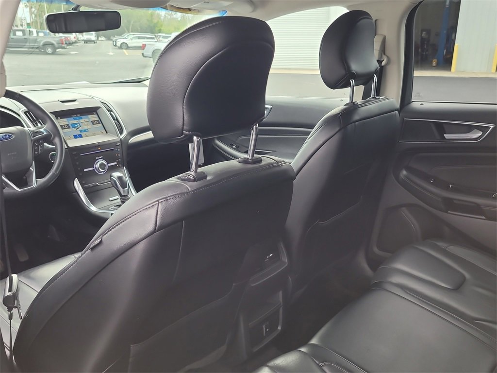 Used 2017 Ford Edge Titanium image 11
