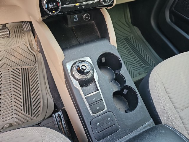 Used 2021 Ford Escape SE w/ SE Sport Appearance Package FWD image 28