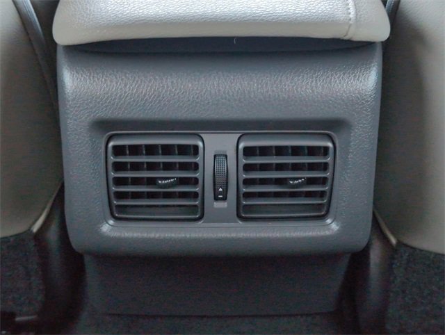 Used 2018 Toyota Camry XSE image 20