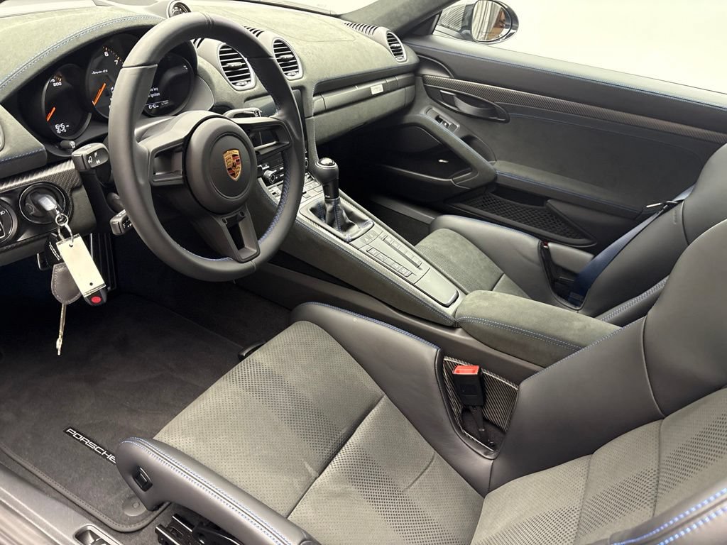 Certified 2025 Porsche 718 Boxster Spyder RS RWD image 5