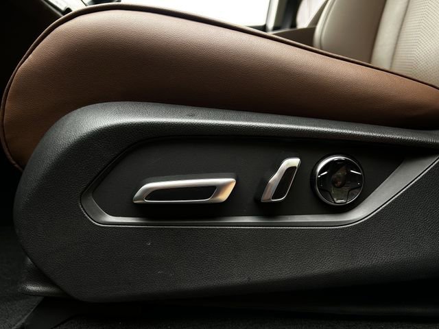 Certified 2025 Acura MDX w/ Technology Package FWD image 28