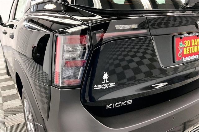 New 2026 Nissan Kicks S FWD image 18