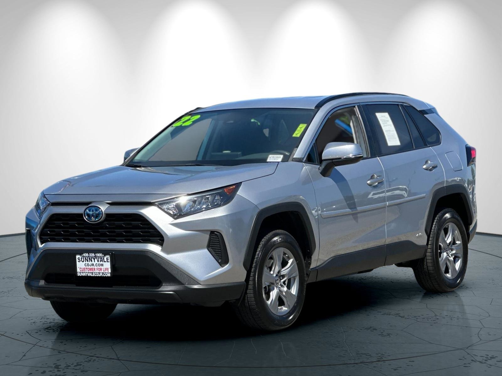 Used 2022 Toyota RAV4 LE image 8