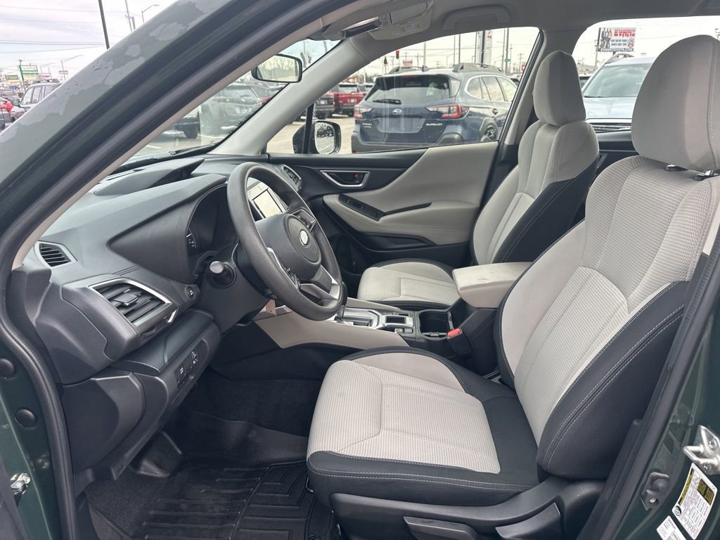 Used 2023 Subaru Forester image 9