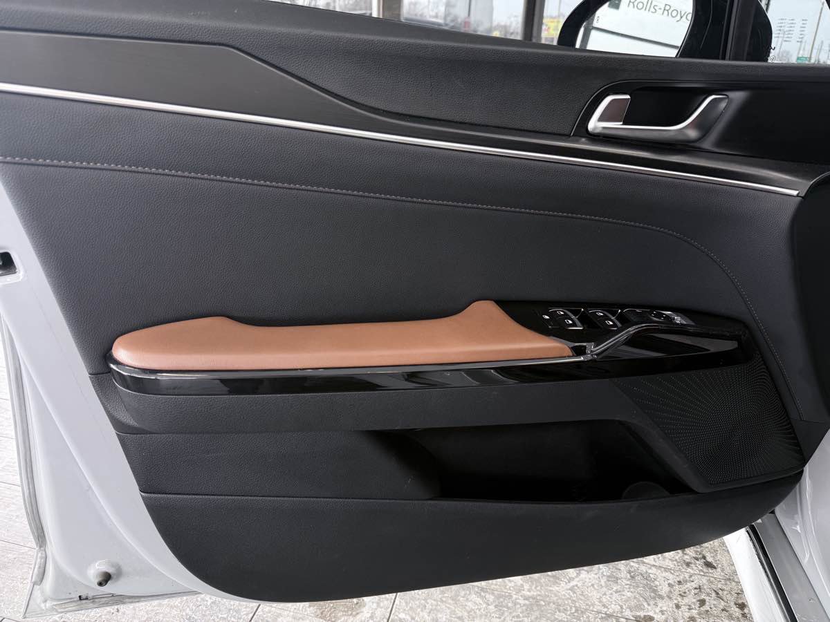 Used 2024 Kia K5 GT image 24