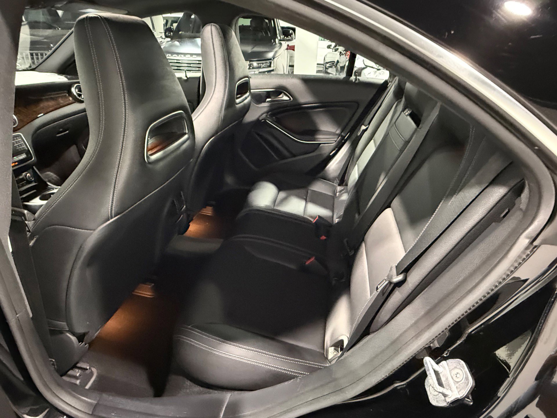 Used 2019 Mercedes-Benz CLA 250 4MATIC image 39