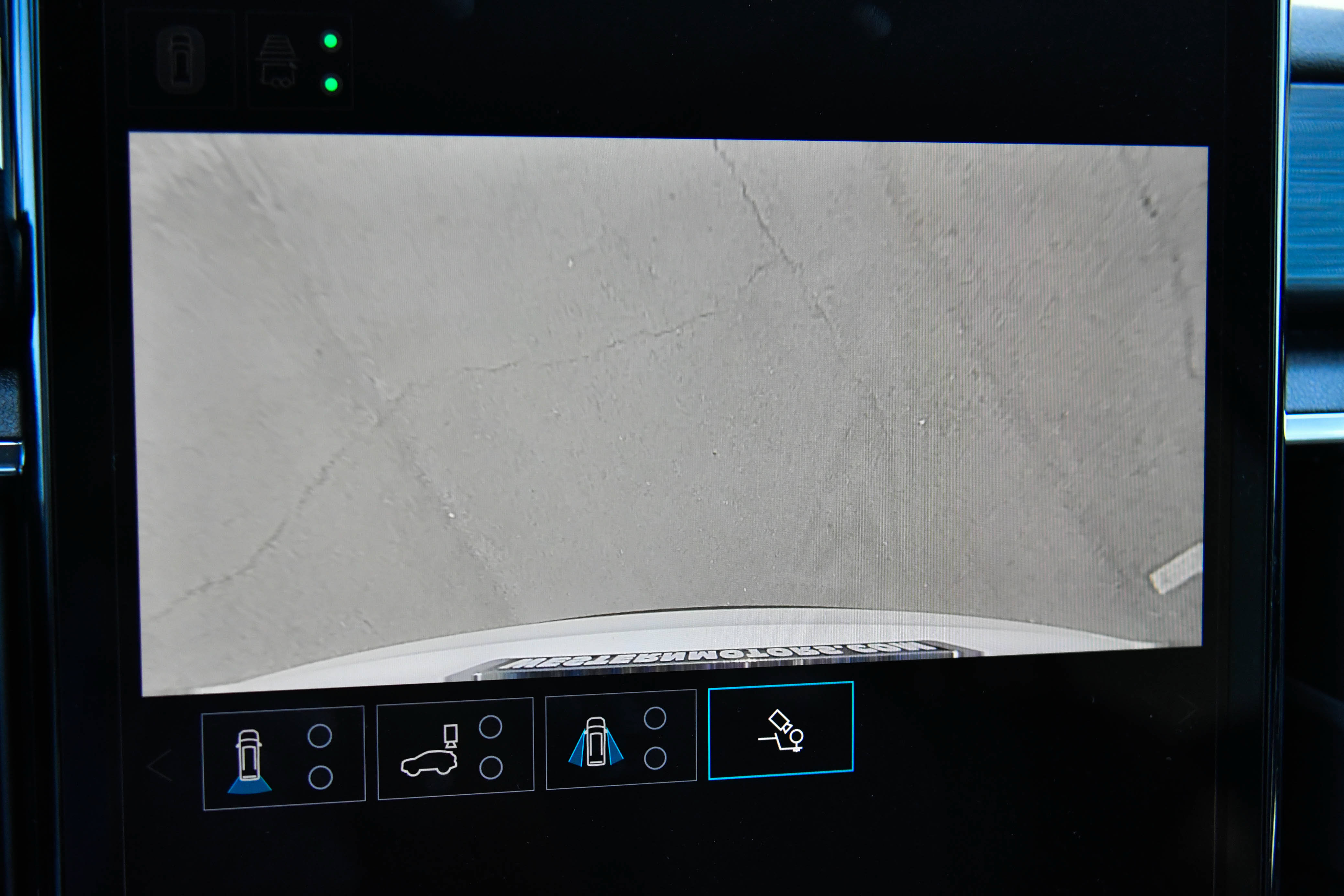 Used 2024 GMC Acadia Elevation FWD image 26