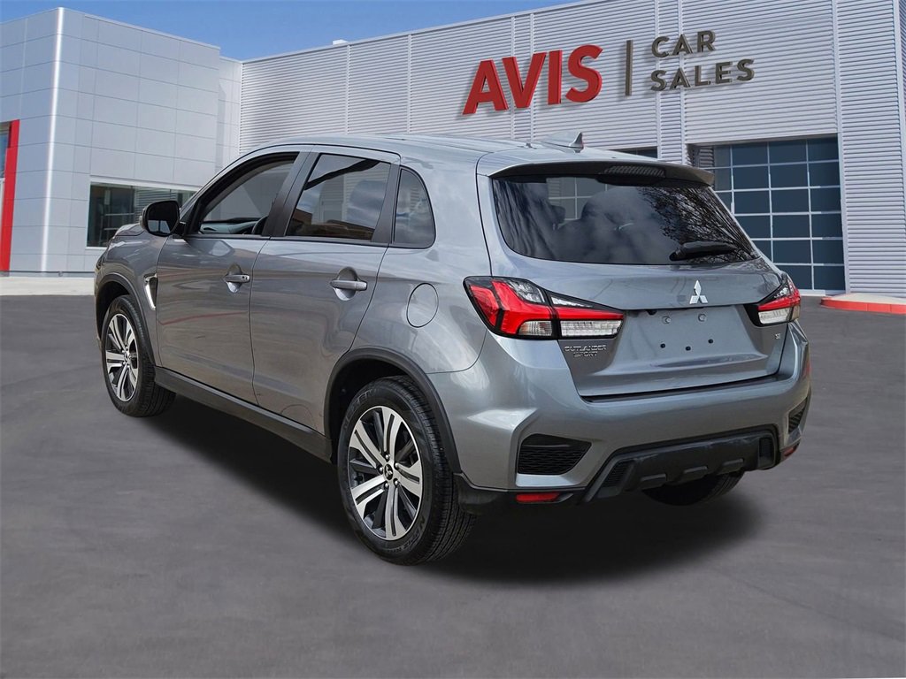 Used 2025 Mitsubishi Outlander Sport SE image 3