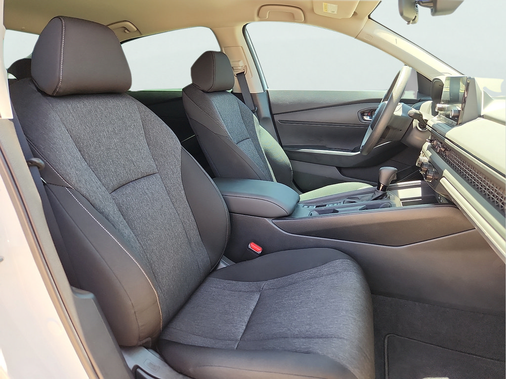 Used 2023 Honda Accord LX image 16