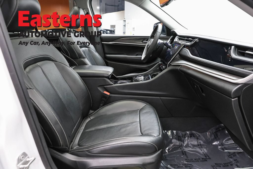 Used 2022 Jeep Grand Cherokee Limited 4xe w/ Luxury Tech Group II AWD/4WD image 27