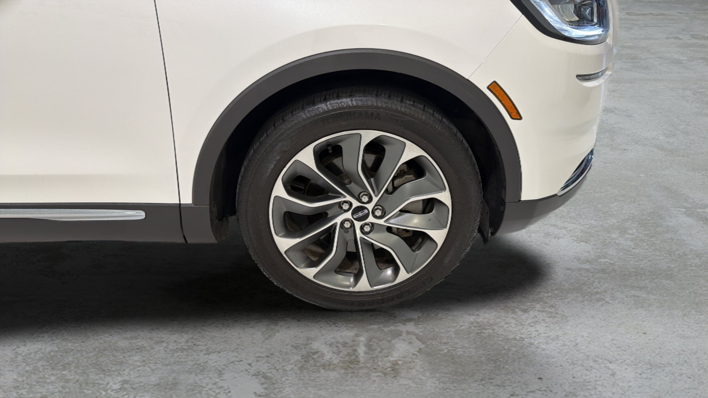 Certified 2022 Lincoln Nautilus Reserve FWD image 18